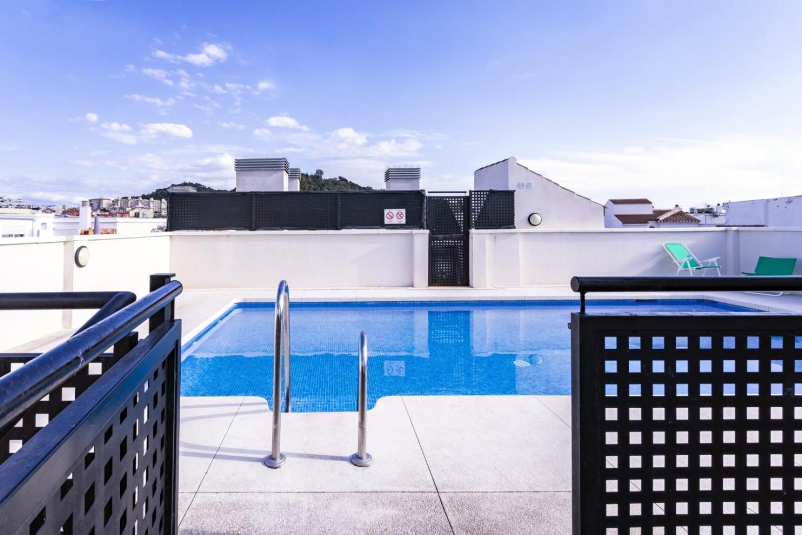 -Malagasunapts-City Centre Terrace Pool Parking 外观 照片