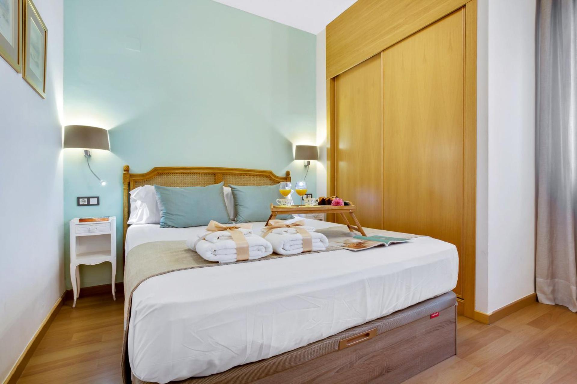 -Malagasunapts-City Centre Terrace Pool Parking 外观 照片